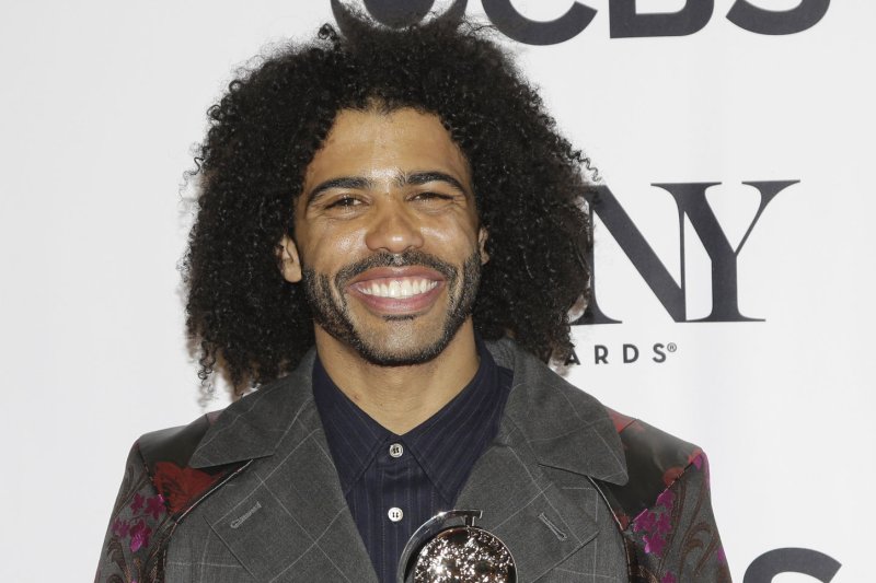 'Hamilton' icon Daveed Diggs sings 'Rubber Duckie' re-do in 'Sesame Street' clip