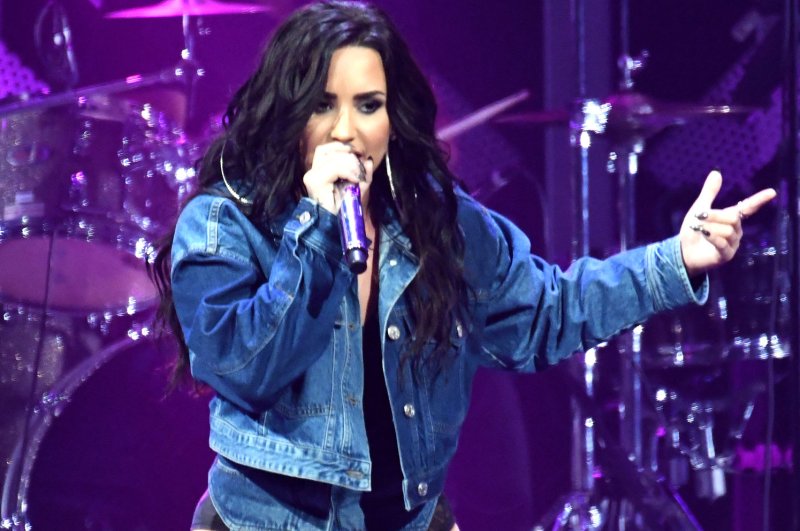 Demi Lovato invites Parkland survivors onstage to kick off tour