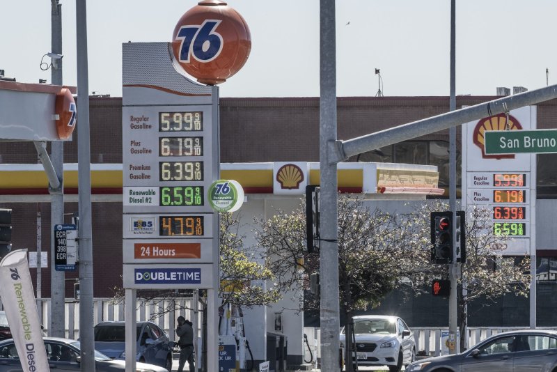 Gas prices slide across U.S. after holiday weekend, call for national boycott