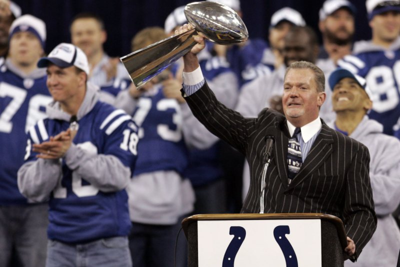 Jim Irsay: We should have put a better team around Peyton