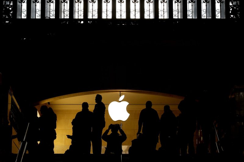 Apple unveils upgrades in new MacBook, iPhone platforms at WWDC