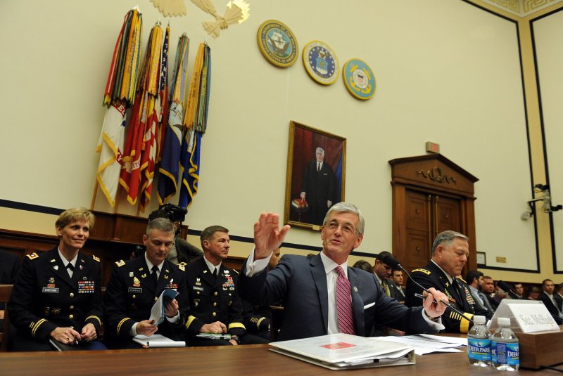 Army Secretary John McHugh stepping down, Pentagon says