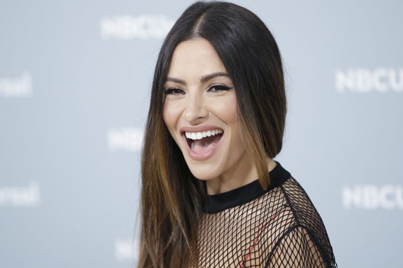 Sarah Shahi to play recurring role in 'City on a Hill ...
