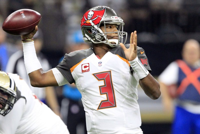 Tampa Bay Buccaneers beat Miami Dolphins with late field goal in preseason