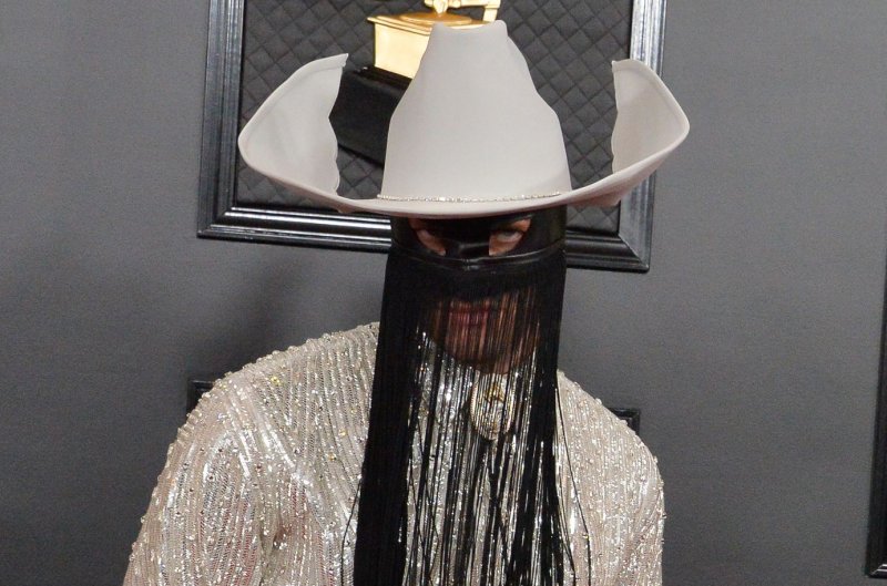 Orville Peck performs 'C'mon Baby, Cry' on 'Jimmy Kimmel Live!'