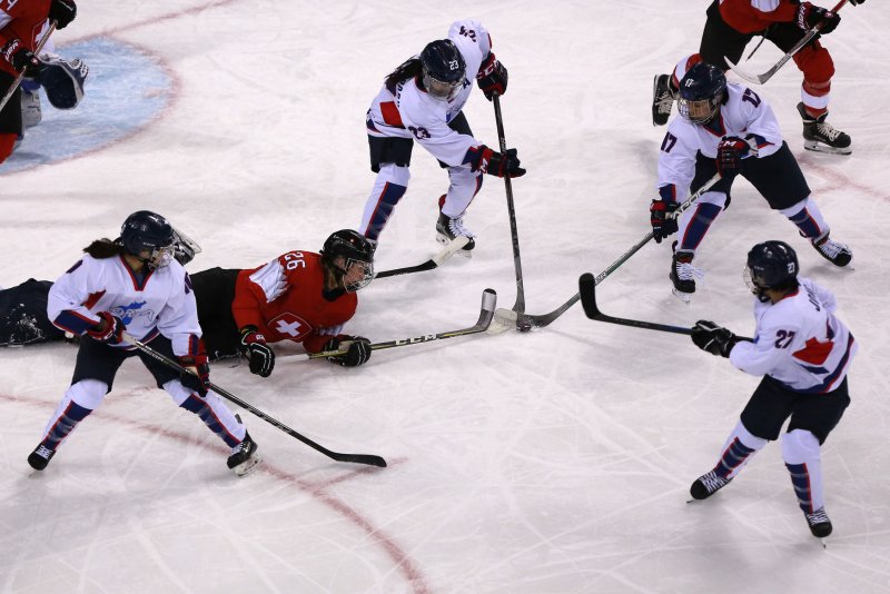 Joint Korean women's hockey team loses opener 8-0