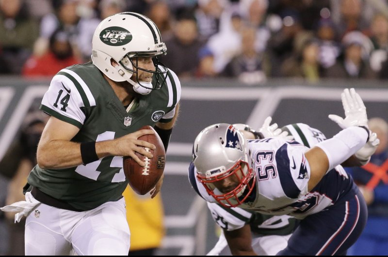 New York Jets stick with Ryan Fitzpatrick at QB for another week