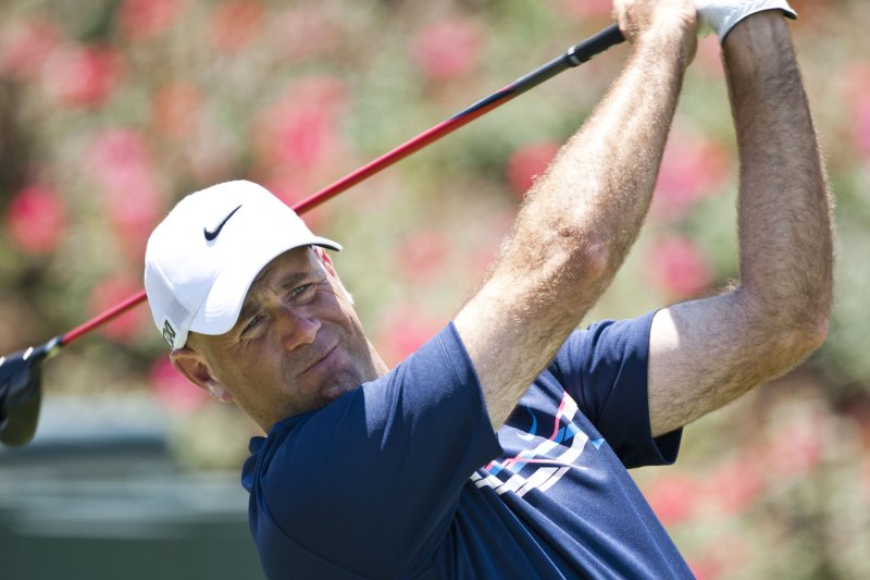 Wife's cancer fight inspires Stewart Cink back to the PGA Tour