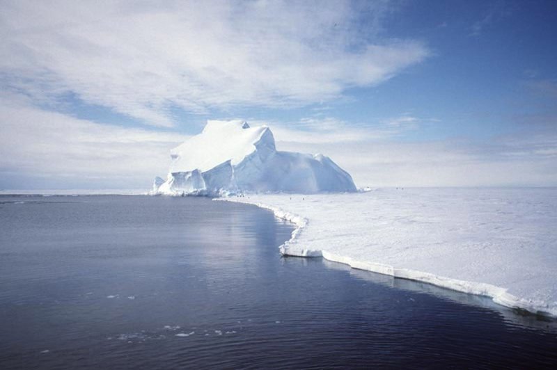 Grand Canyon-sized trench found below Antarctic ice