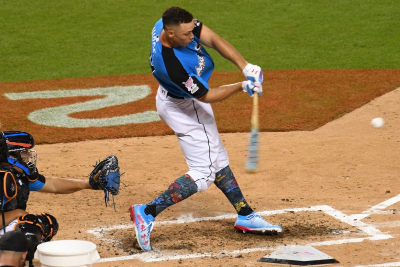 Yankees rookie Aaron Judge outslugs Sano to win Home Run Derby