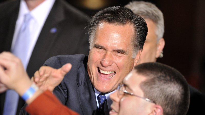 Mitch Daniels backs Romney
