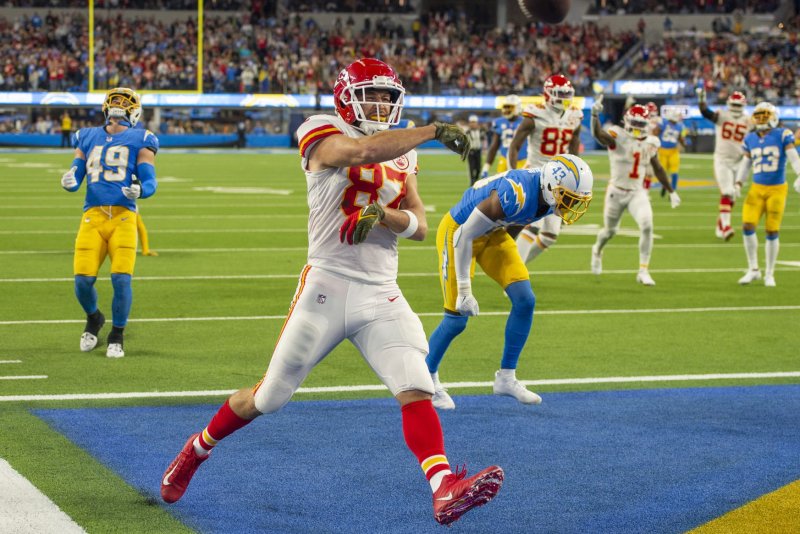 Kansas City Chiefs tight end Travis Kelce (87) celebrates a touchdown against the Los Angeles Chargers on Sunday at SoFi Stadium in Inglewood, Calif. Photo by Mike Goulding/UPI | <a href="/News_Photos/lp/41aa1f2f3c6a1f79937cb7ae16fe1dd5/" target="_blank">License Photo</a>