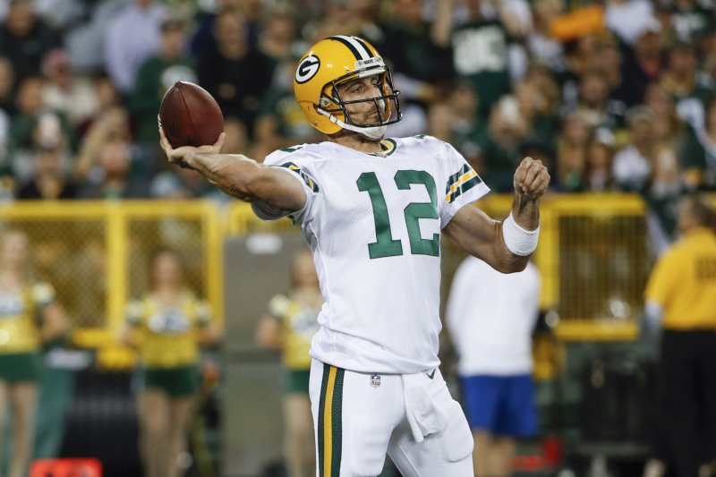 Aaron Rodgers agrees to $134M extension with Green Bay Packers
