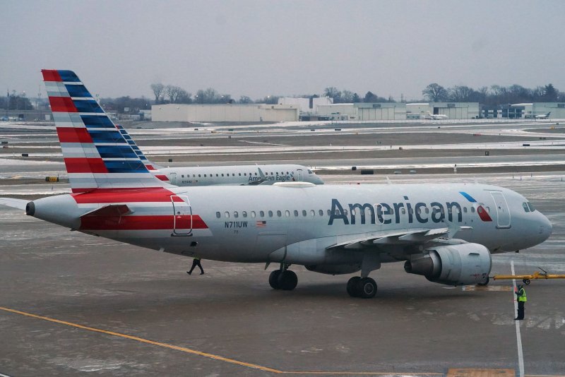 DOJ sues to block alliance between American Airlines, JetBlue
