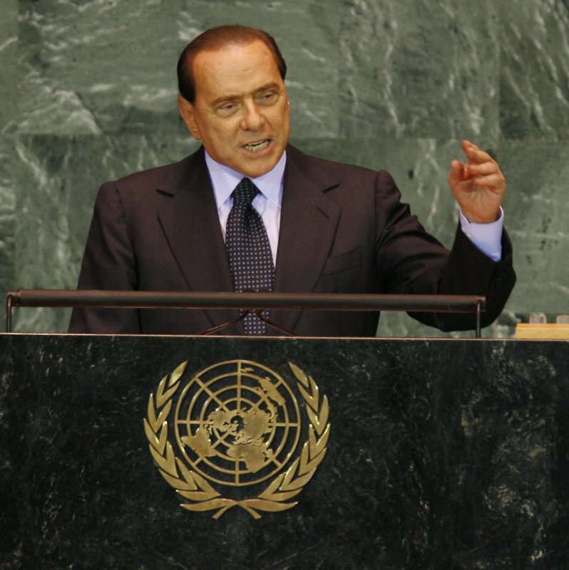 Berlusconi: Prosecutors as bad as attacker