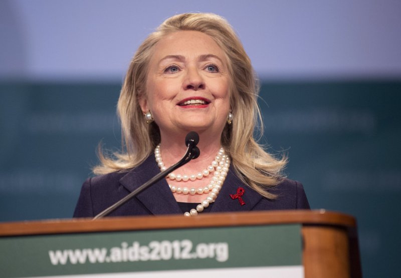 Clinton tells Kenya elections must be fair