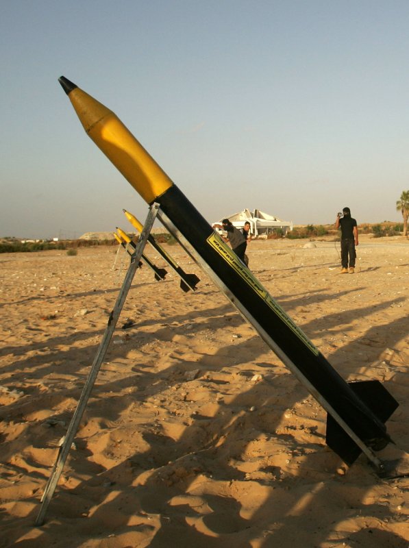 Israeli jets hit Hamas target, killing 1