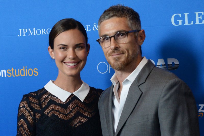 Odette Annable expecting child after pregnancy losses: 'A new chapter begins'