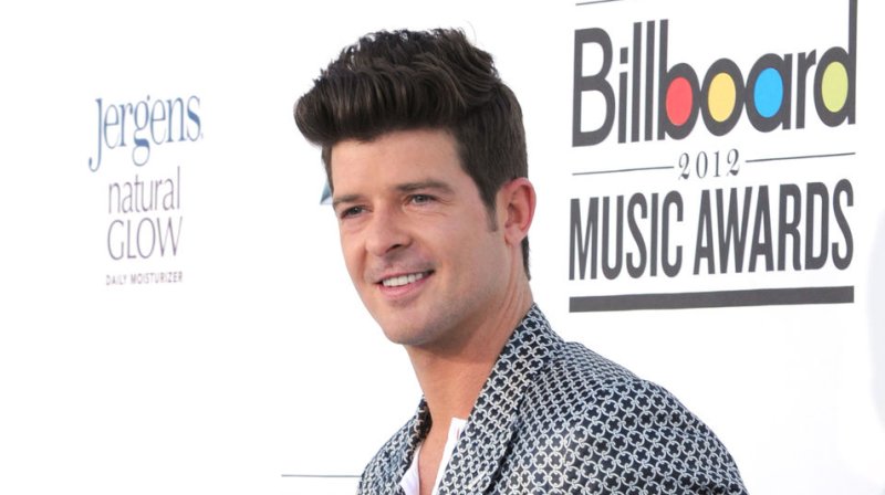 Robin Thicke's "Blurred Lines" dubbed 'rapey' by critics