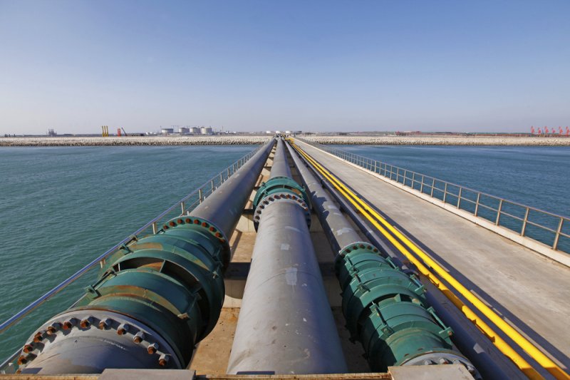 Gas transit projects slated for Polish government support will connect to the European market and eliminate internal bottlenecks. Photo by tcly/Shutterstock