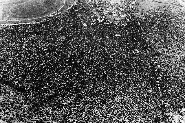 A crowd of rock fans, estimated at 300,000 to 500,000, gathered at Altamont Speedway for a rock concert by the Rolling Stones and other musical groups on December 6, 1969. UPI File Photo