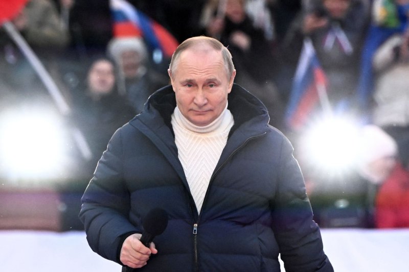 Putin gives speech marking anniversary of Crimea annexation