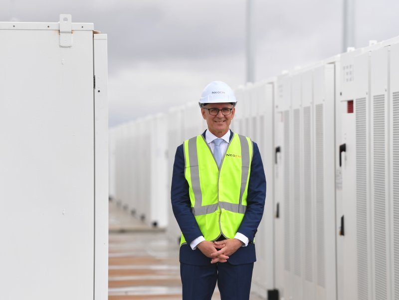 Tesla's giant battery begins powering Australia