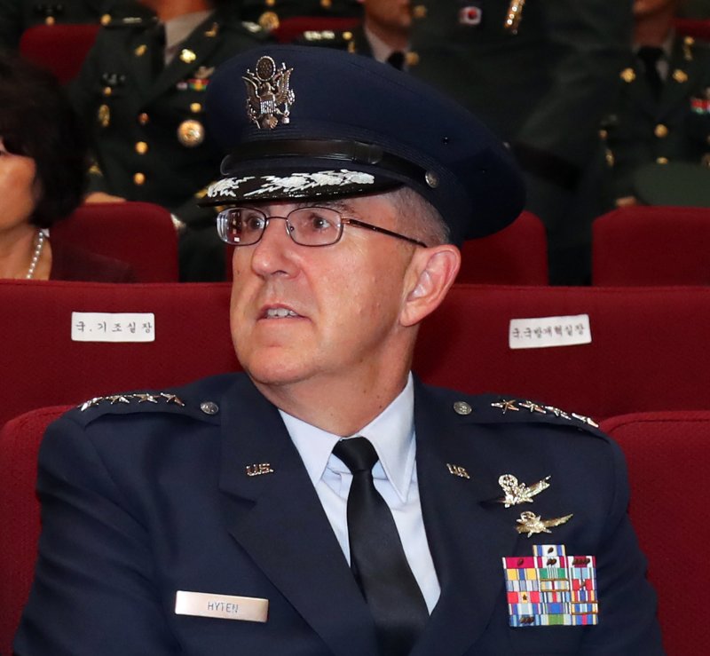 Top nuclear commander would resist 'illegal' nuclear strike order