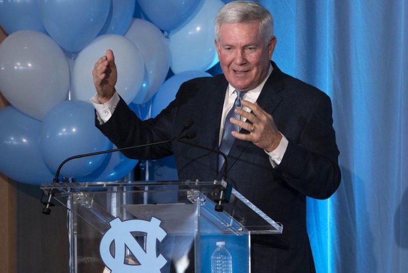 North Carolina football coach Mack Brown is now signed through the 2027-28 season. Photo by Bcollege6879/Wikimedia Commons