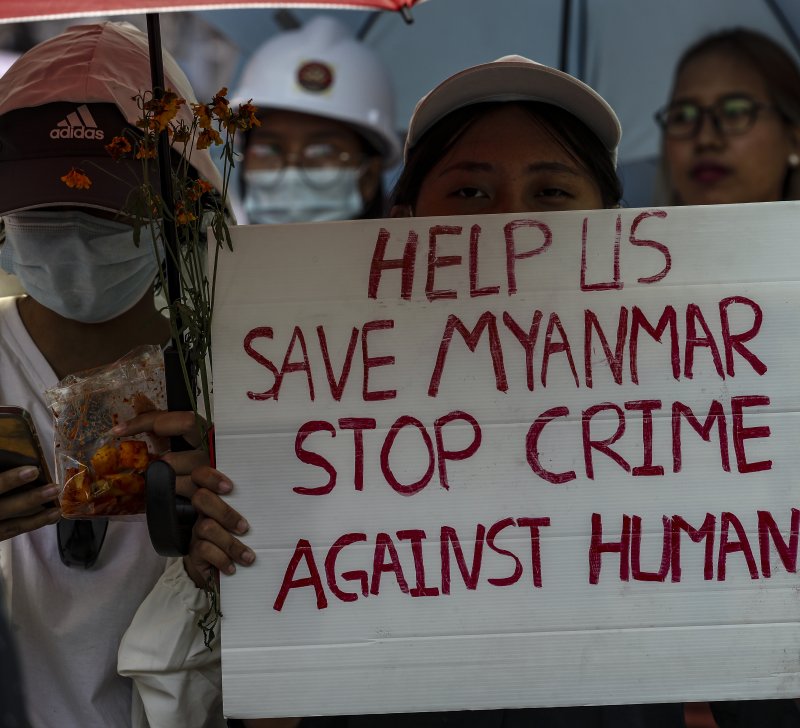 Bipartisan lawmakers unveil bill to punish Myanmar junta