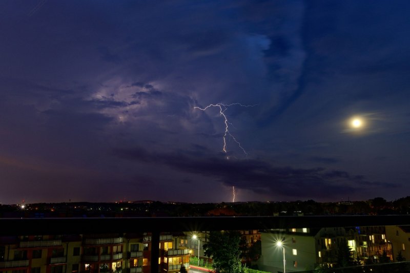 A night storm over Kraków, Poland, on August 12, 2019. Photo by Jakub Halun/Wikimedia Commons