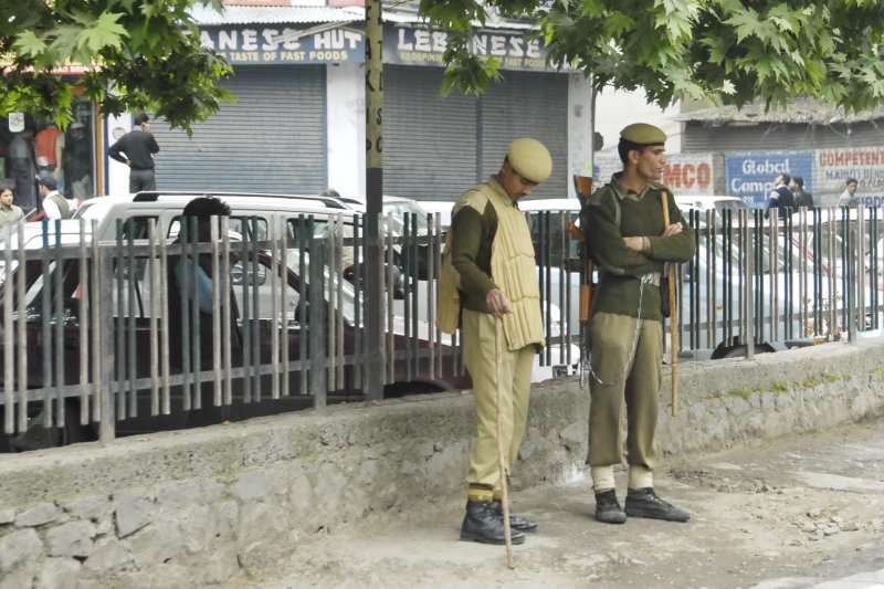 India imposes Kashmir curfew to prevent planned separatist protest