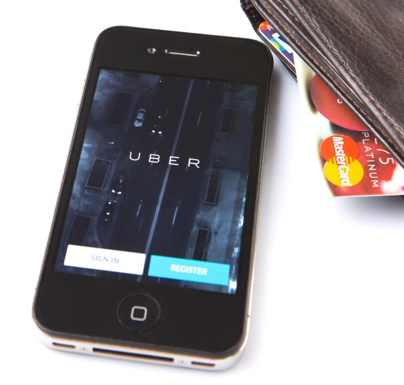 Uber to leave Quebec if rules don't change by Oct. 14