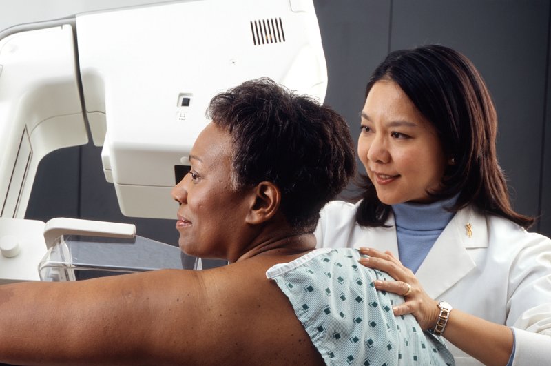 Digital breast X-rays can also detect a build-up of calcium in the arteries of your breasts, an early sign of heart disease. &nbsp;Photo by Rhoda Baer/Wikimedia Commons