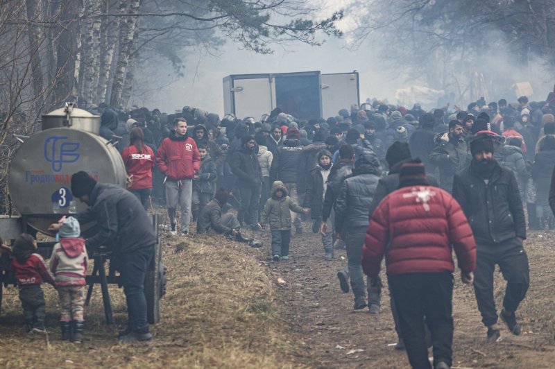 Migrant crisis at Poland-Belarus border escalates as EU, Russia take interest