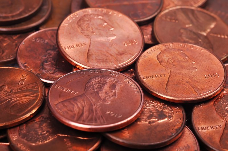 Florida mayor sued for attempting to pay ethics fine in coins